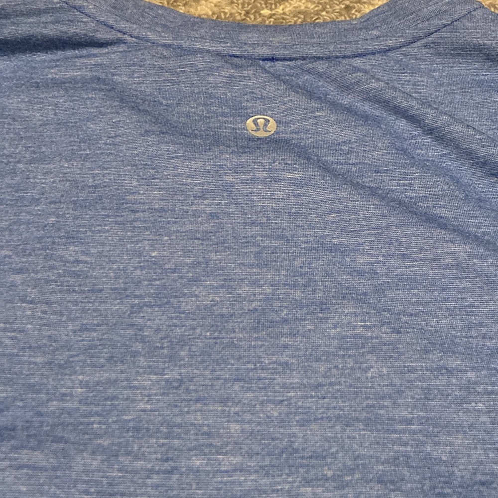 Lululemon long sleeve pocket tee | large